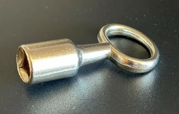 Vierkantschlüssel